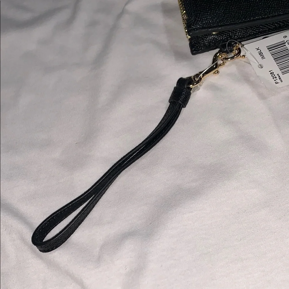 Coach Black Leather‎ Wristlet with Gold Details - 5100