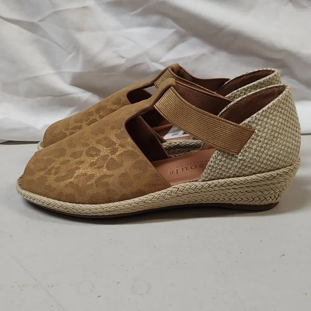 Gentle Souls By Kenneth Cole Size 5 Animal Print Gold Tan Espadrille Wedges New