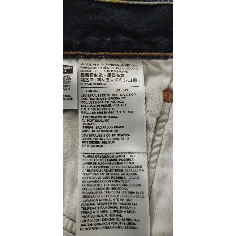 Levi's 501 Jeans Men's Button Fly Medium Wash Demin Straight Fit‎ Size 36 X 29