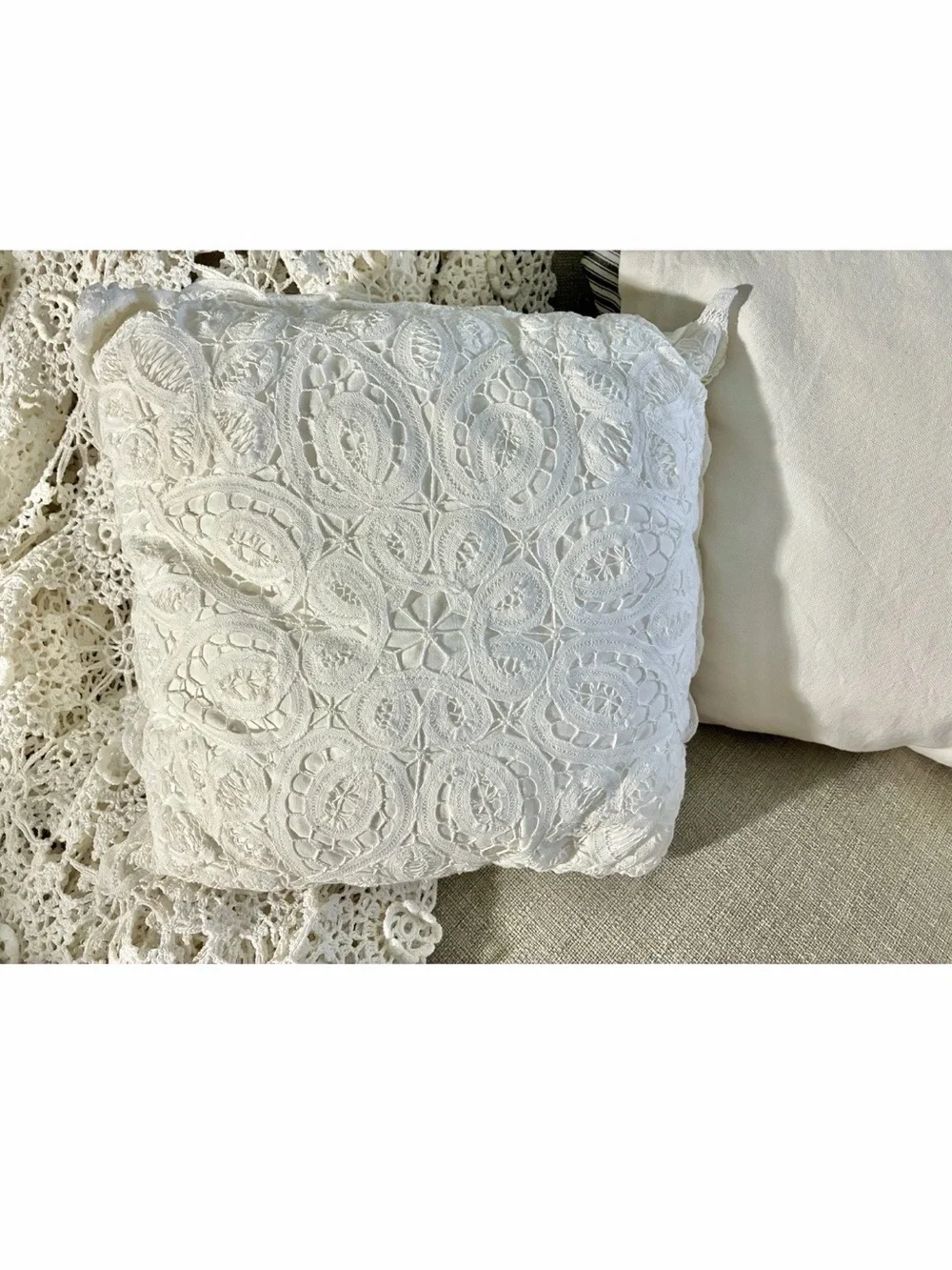 Handmade battenberg lace