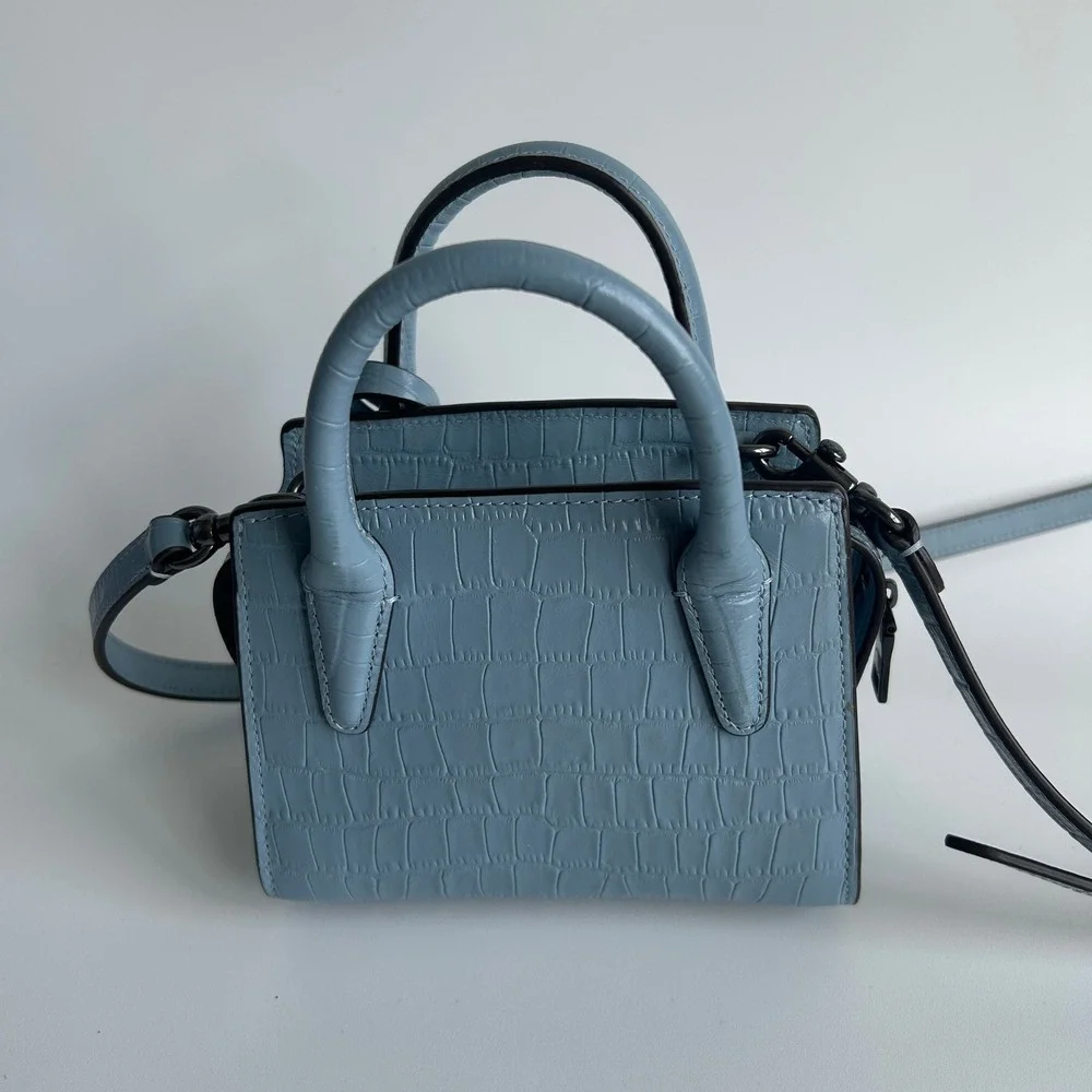 Coach small sophisticated satchel
