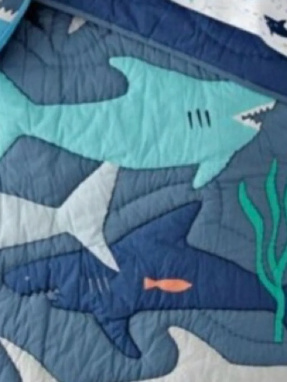 KIDS THE LAND OF NOD BLUE SHARK BAIT COTTON QUILT - FULL / QUEEN