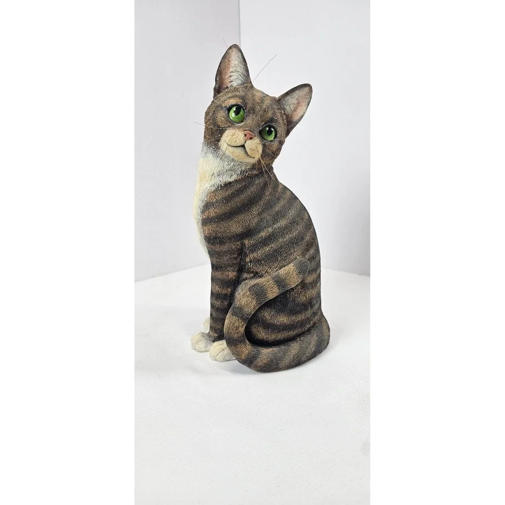 Danbury Mint Purrfect Portrait Tabby Cat Figurine‎ Green Eyes Decor Realistic