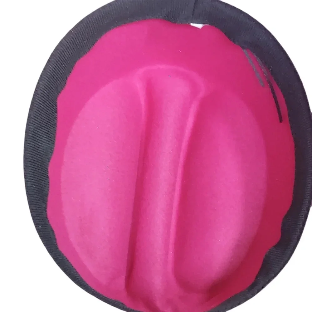 None fuschia bright