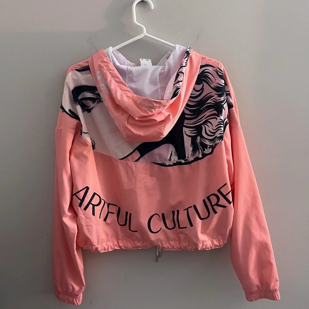 Artful Culture track are jacket