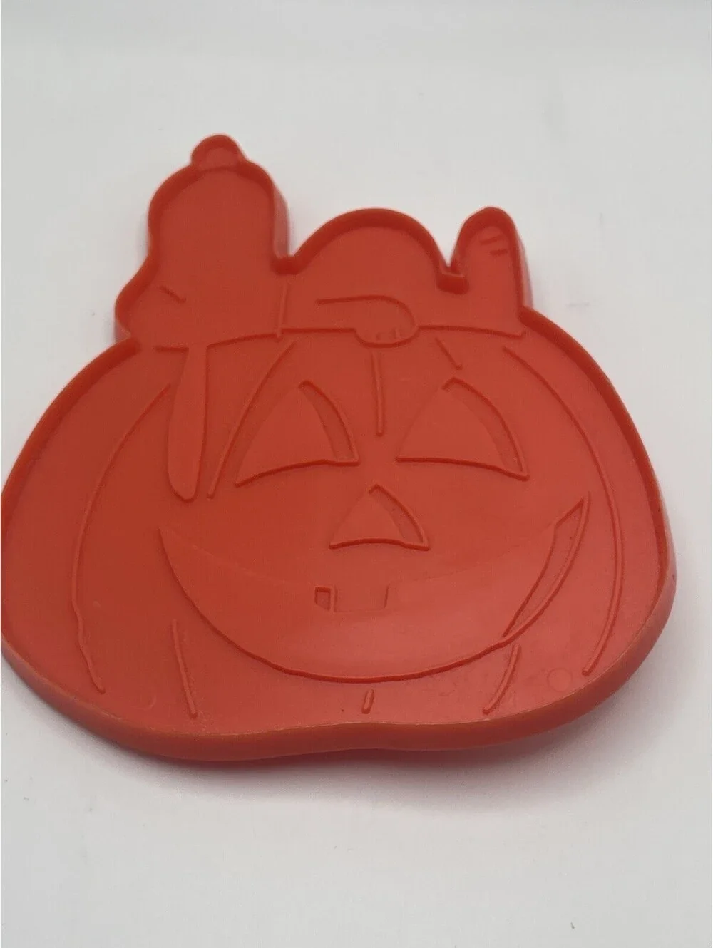 Vintage Peanuts Snoopy Halloween Jack-O-Lantern Pumpkin Cookie Cutter Oversized