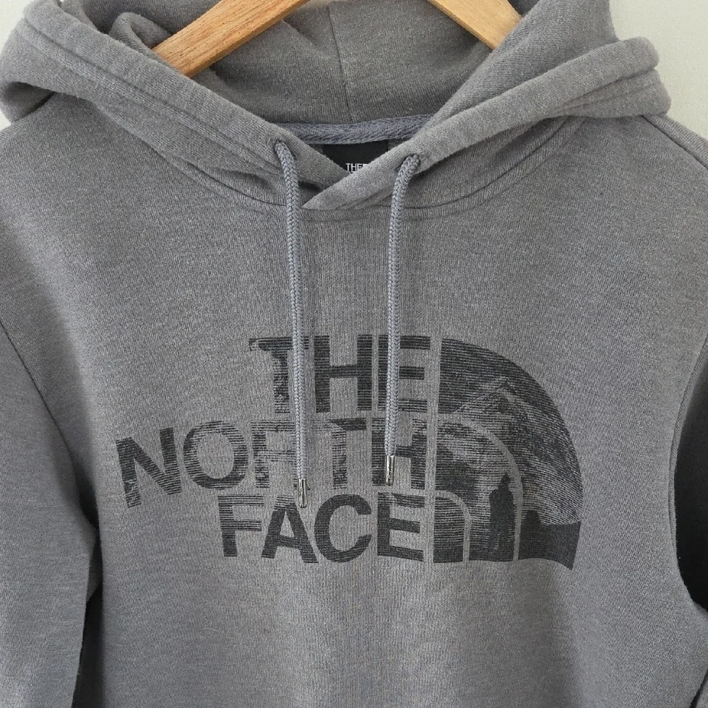 The North Face excellent size