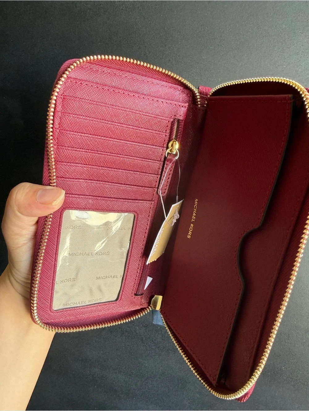 Michael Kors free contents
