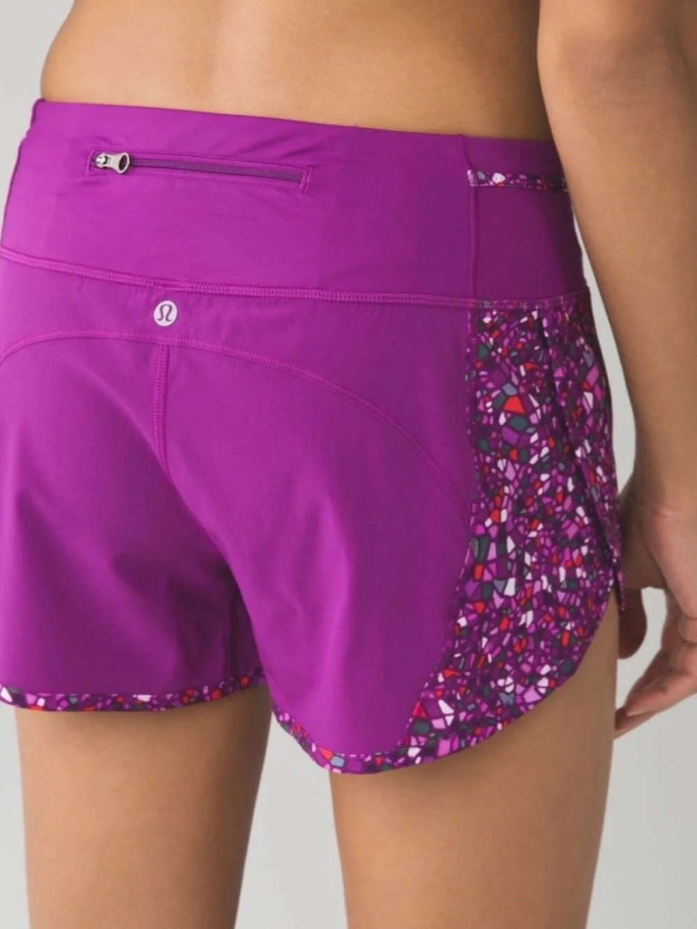 lululemon athletica detail breathable shorts