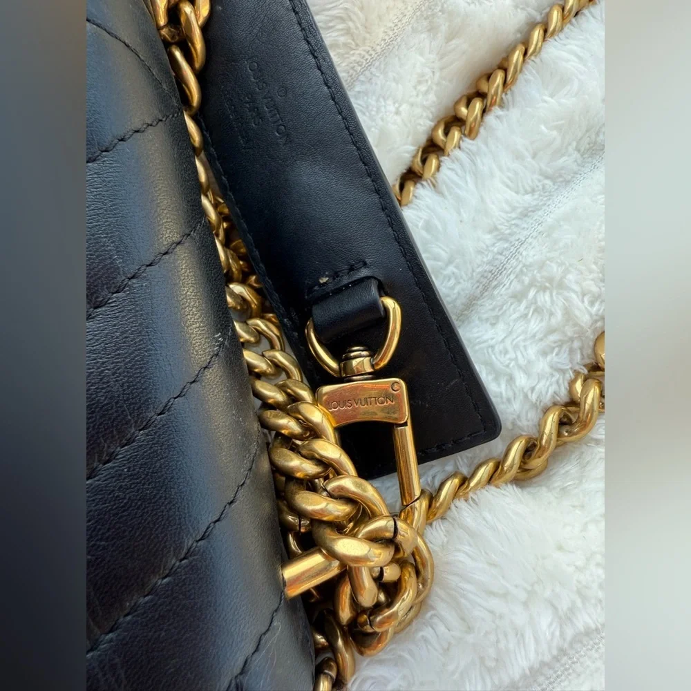 Louis Vuitton very good