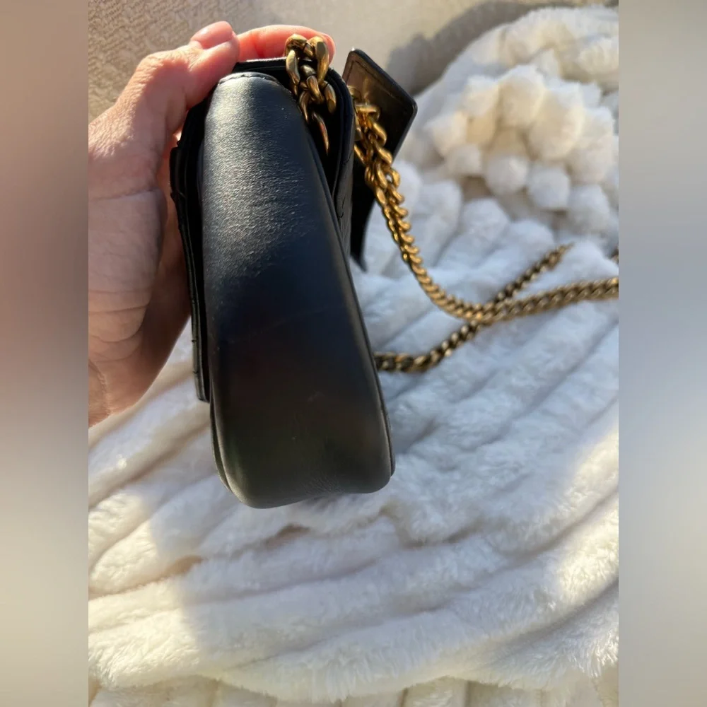Louis Vuitton very good