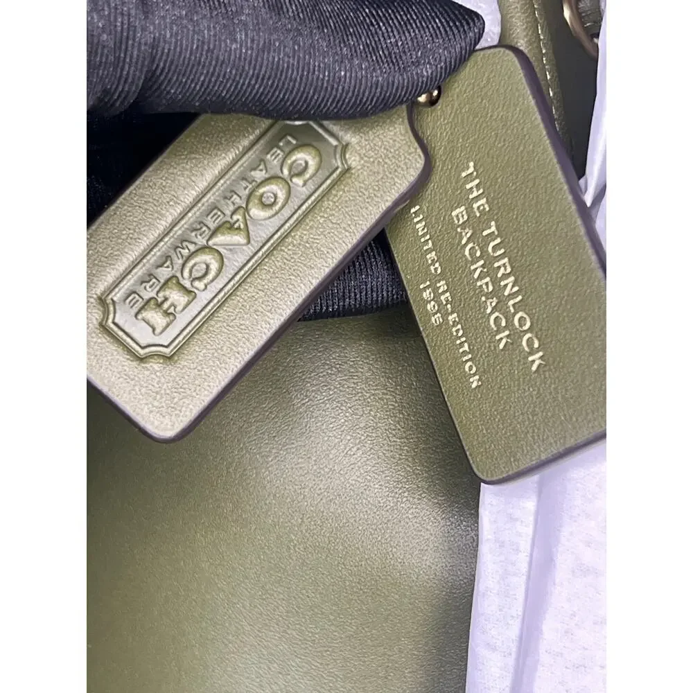 Coach multifunction turnlock pockets