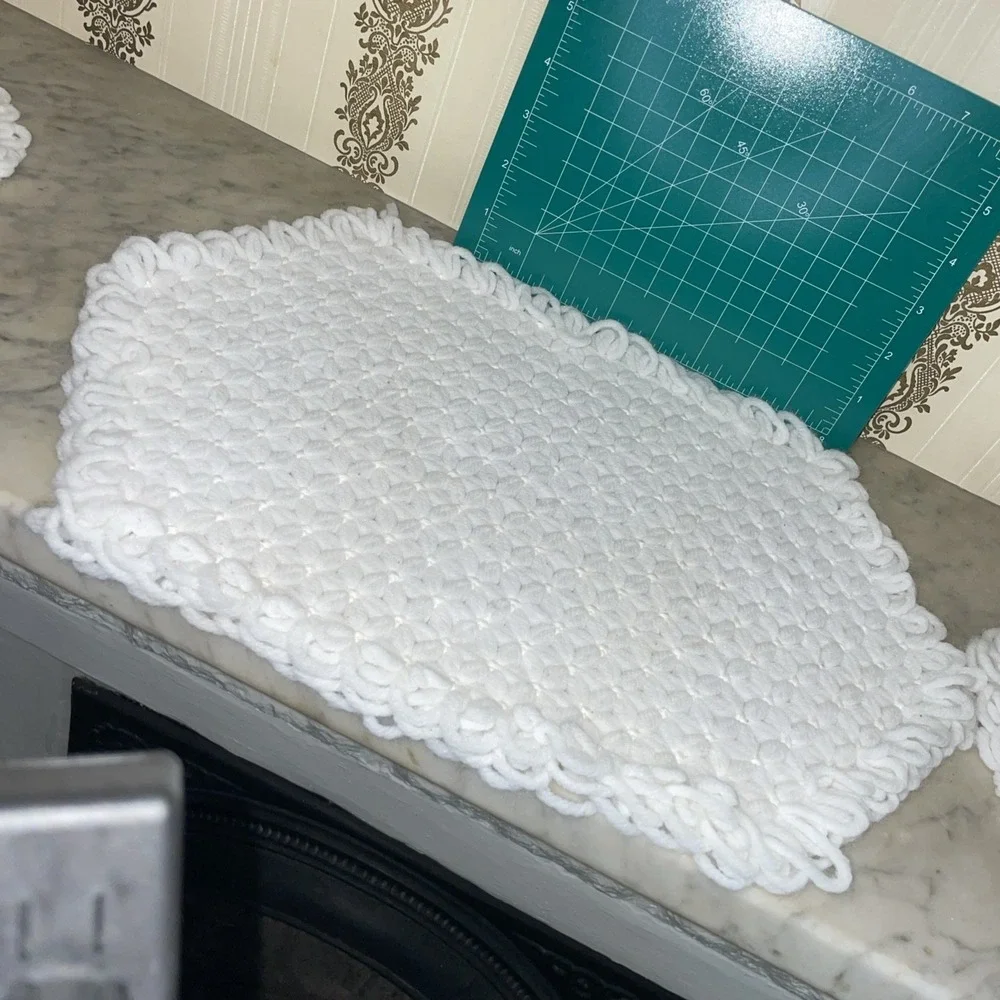 3 Matching Placemats | Snow White Yarn Lap Loom | Two 16