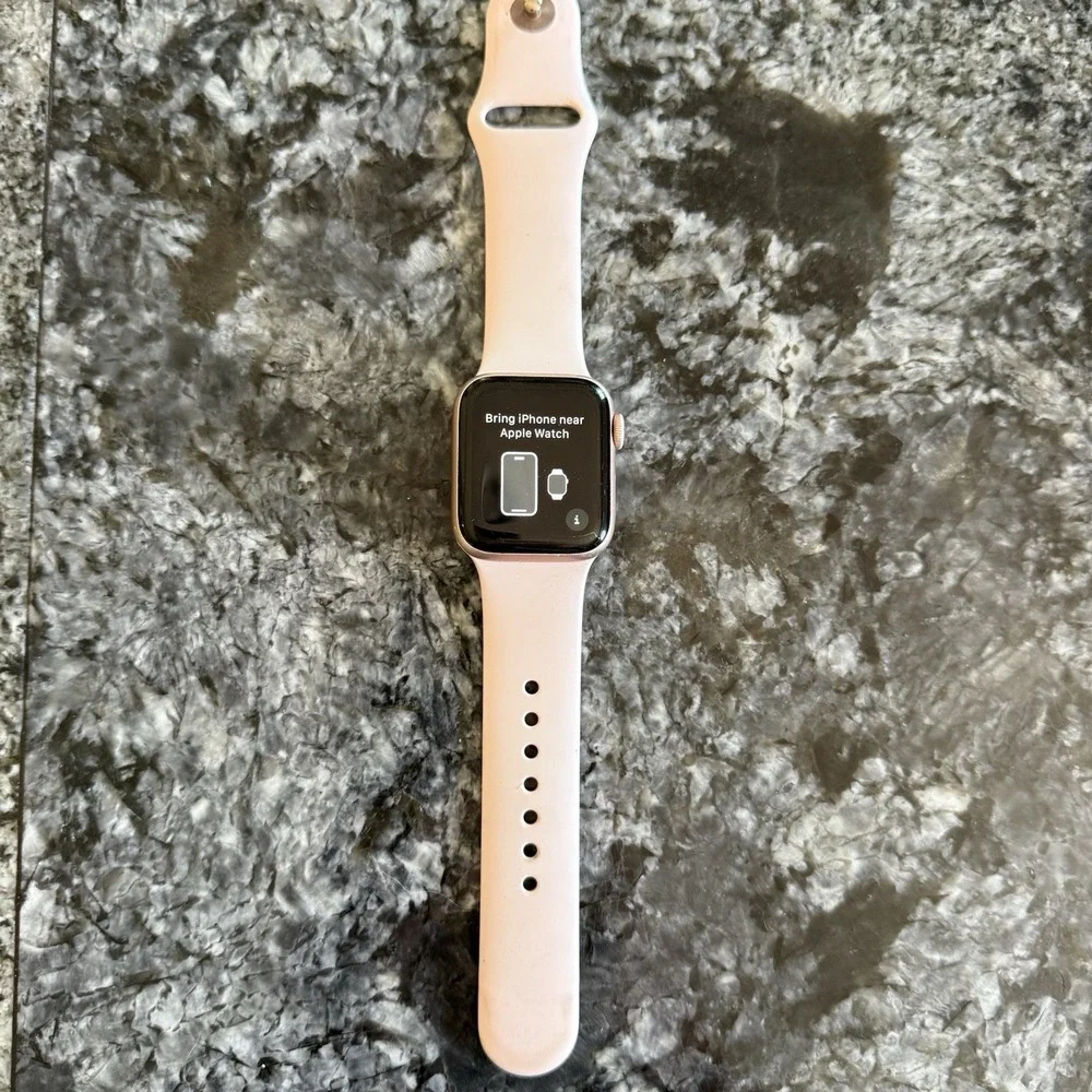 Apple preowned watch