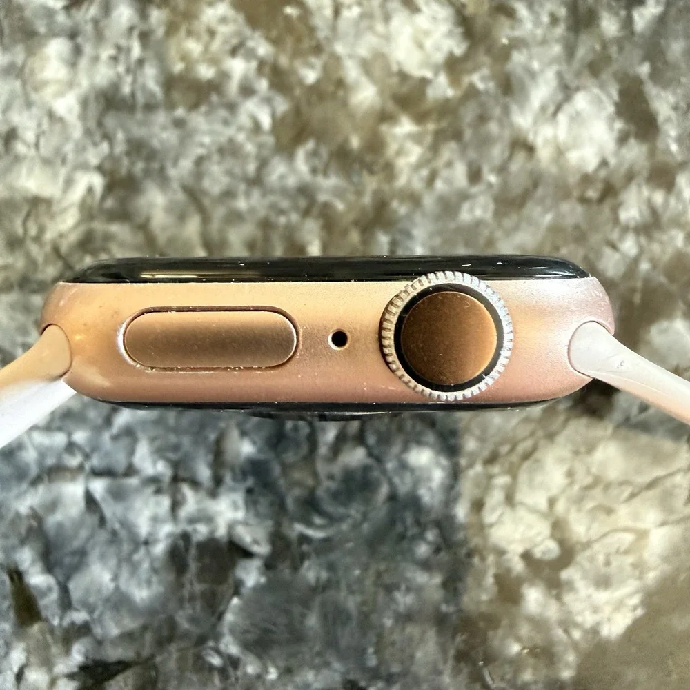 Apple preowned watch
