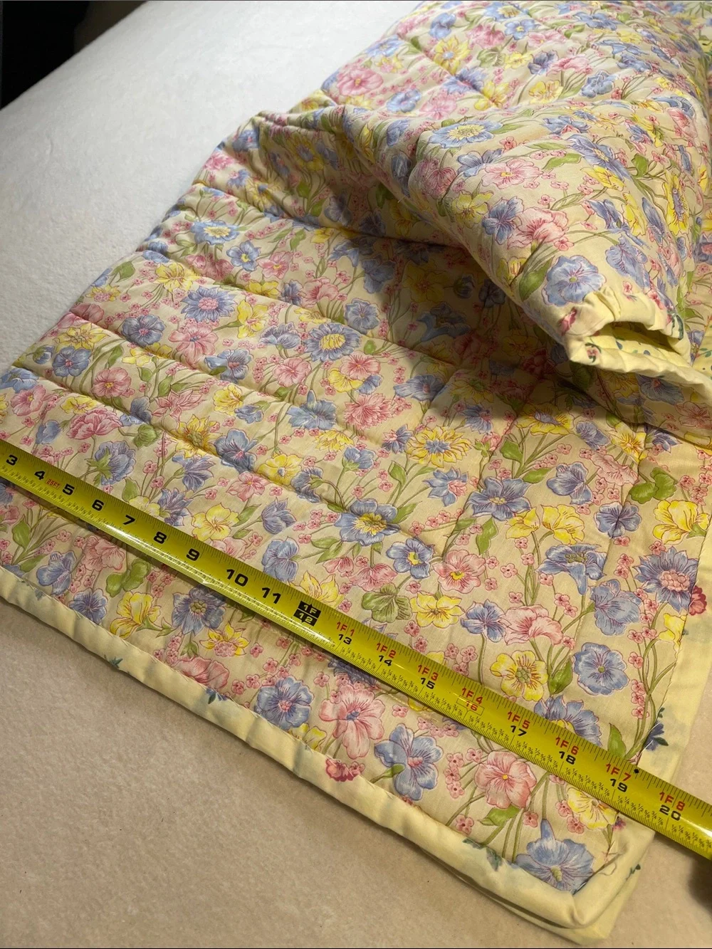 HANDCRAFTED Yellow Patchwork Floral Quilt - Soft Pastel Bedding  NEW 40x35 in.