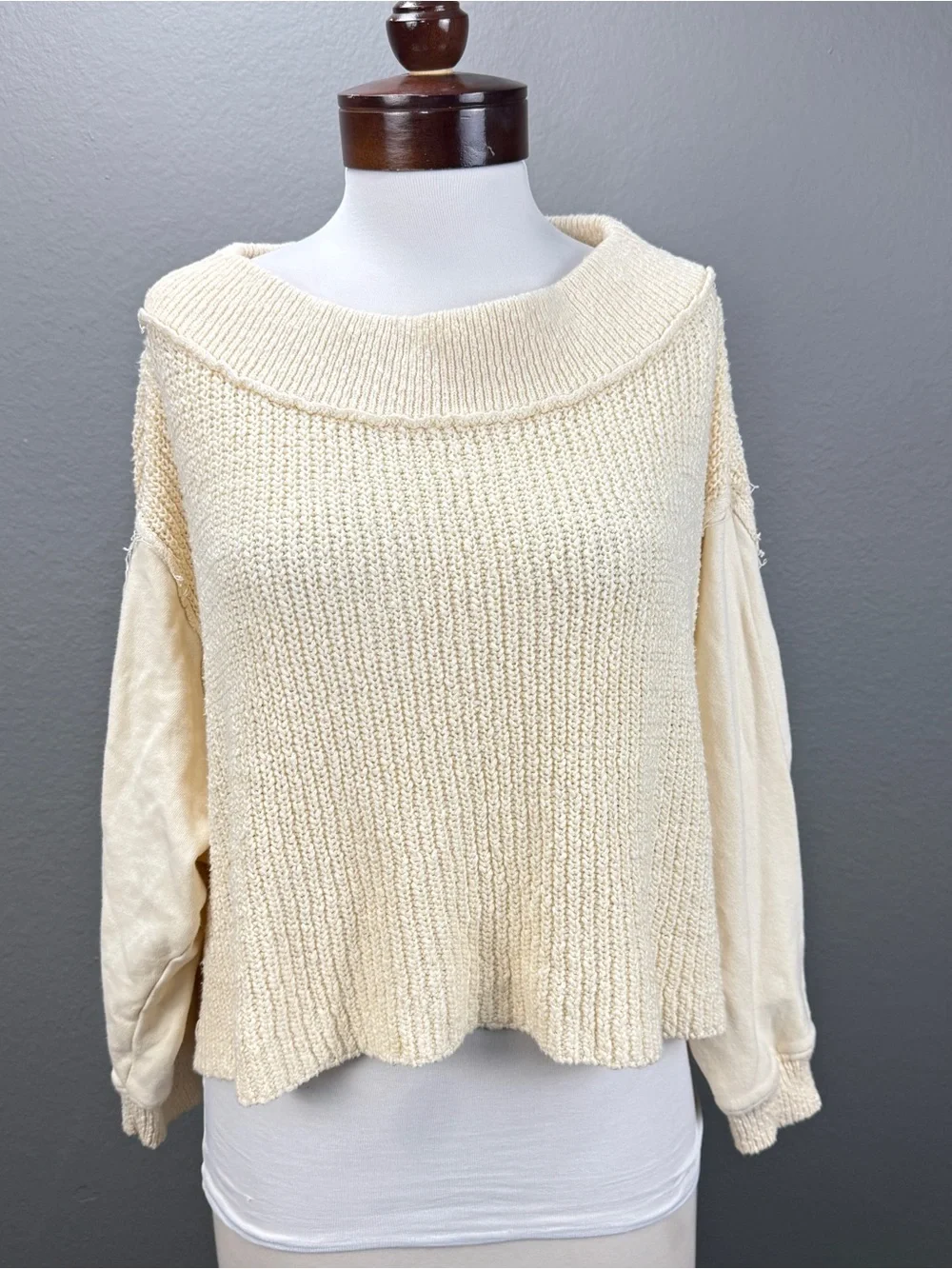 Free People Never leaving Cream Slouchy Pull over Sweater Sz S Petite