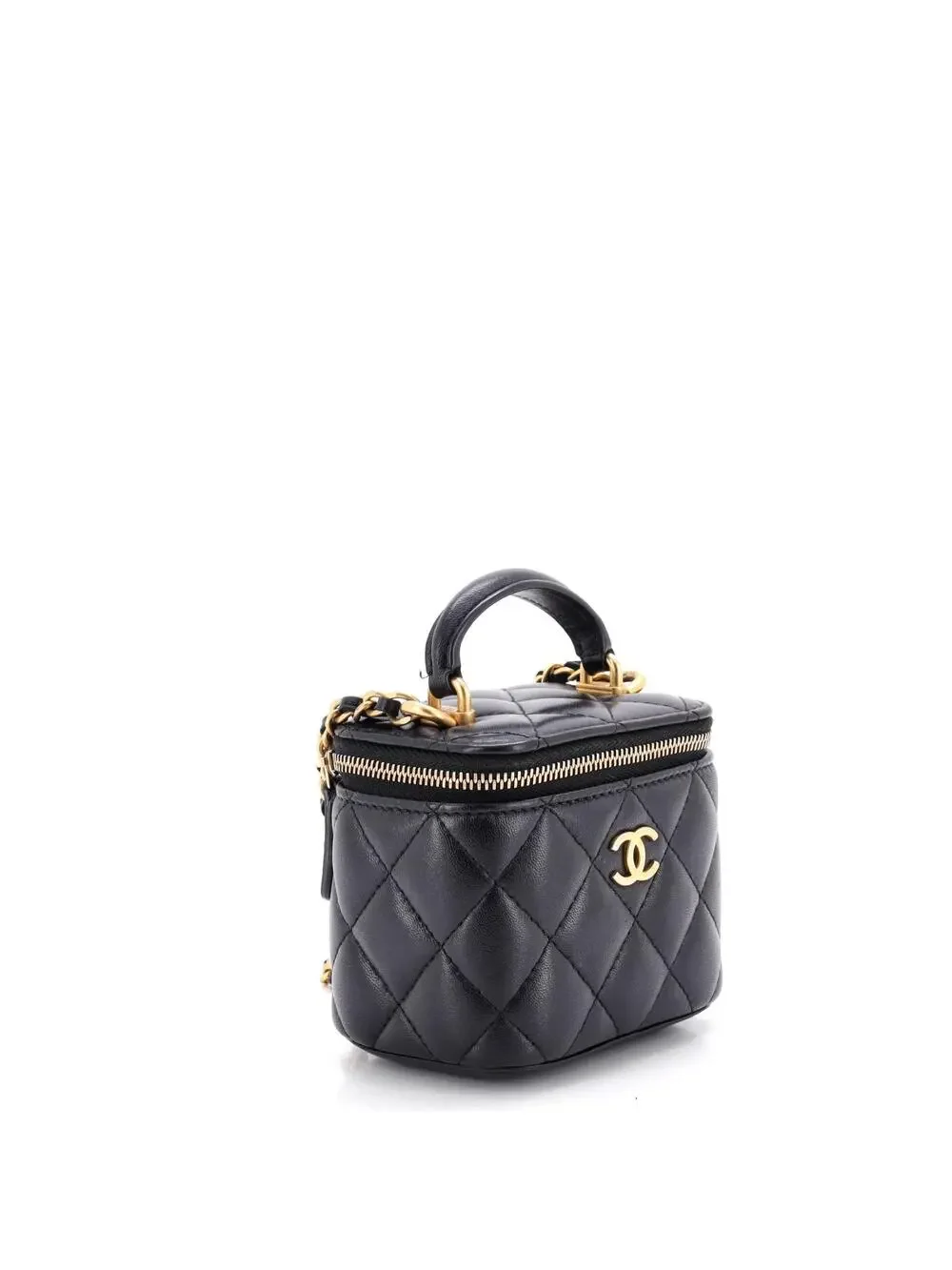 CHANEL elevate your