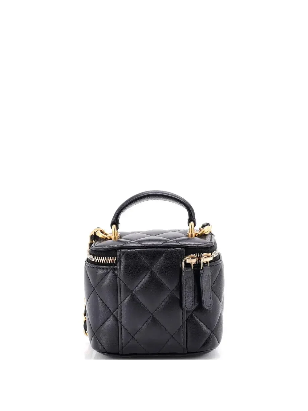 CHANEL elevate your