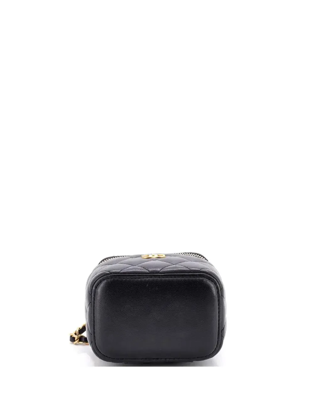 CHANEL elevate your