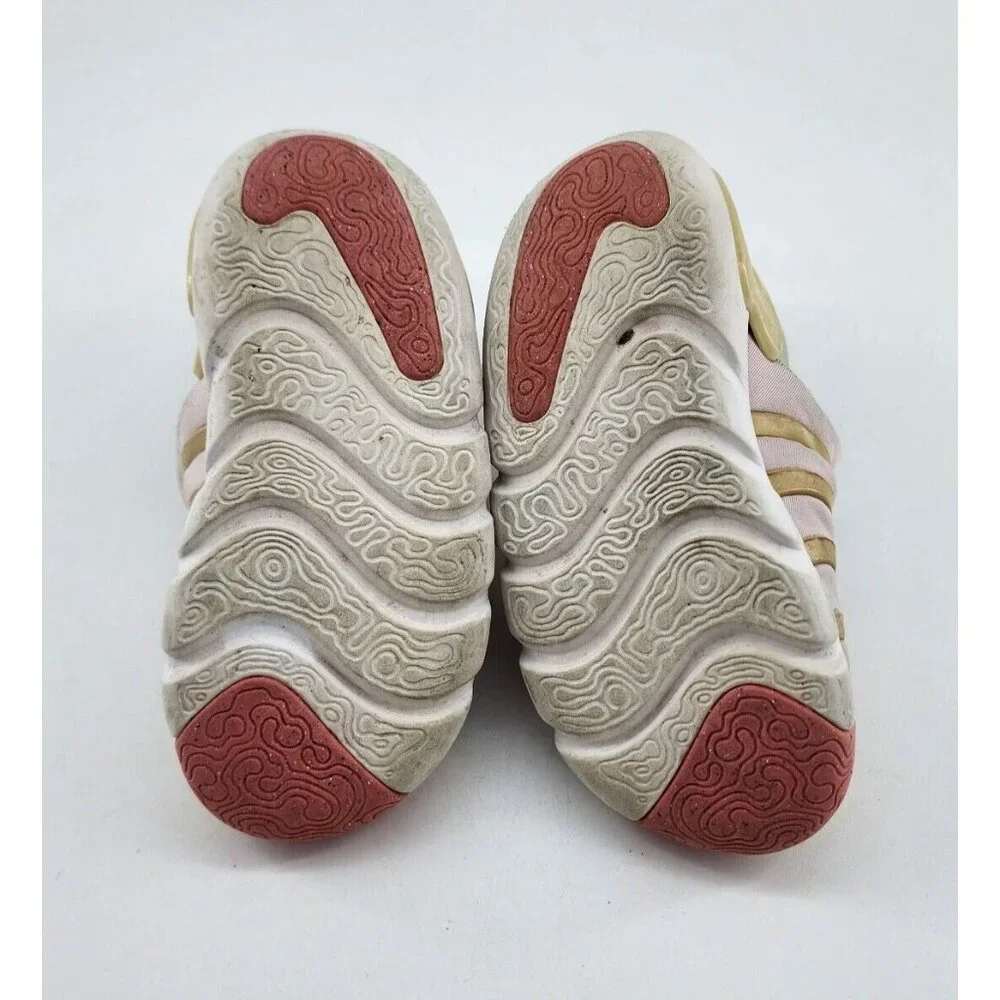 Nike dynamo go