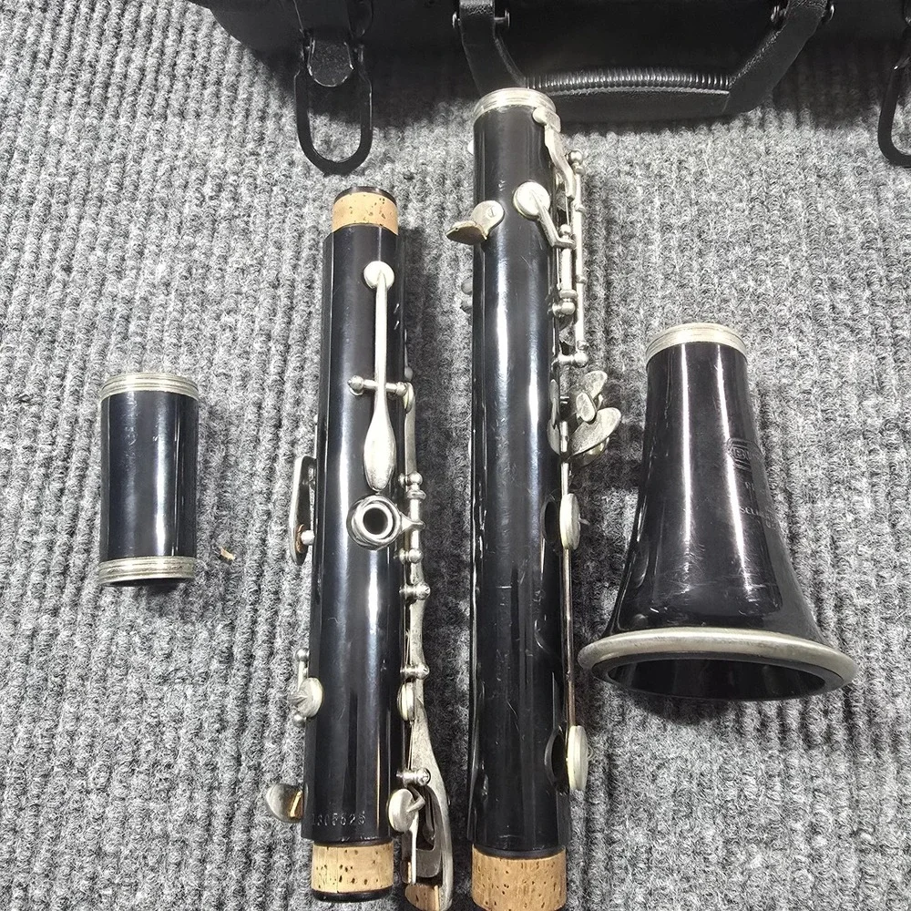 Bundy‎ Resonite Clarinet Bb Student Black Plastic With Case Selmer USA Beginner