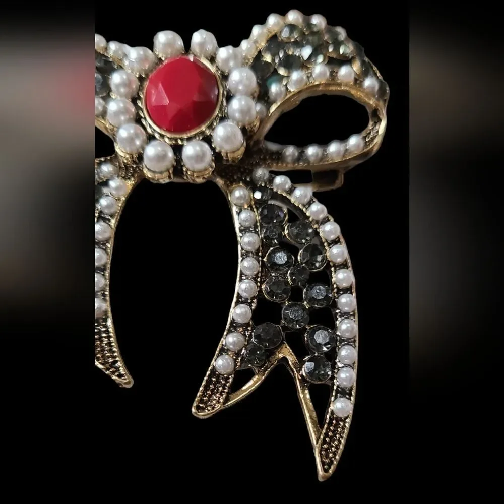 Paris Brooch Maroon Red Stones with‎ Pearls Gold Metallic Filigree 2.5
