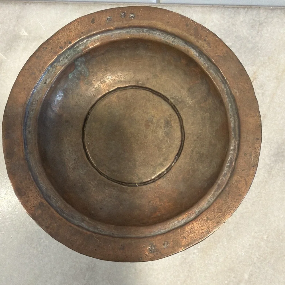 N/A hammered looking bowl