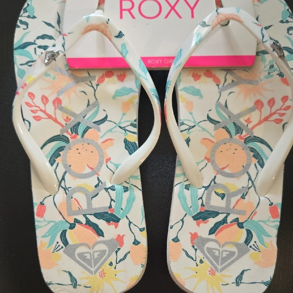 Roxy sandals floral