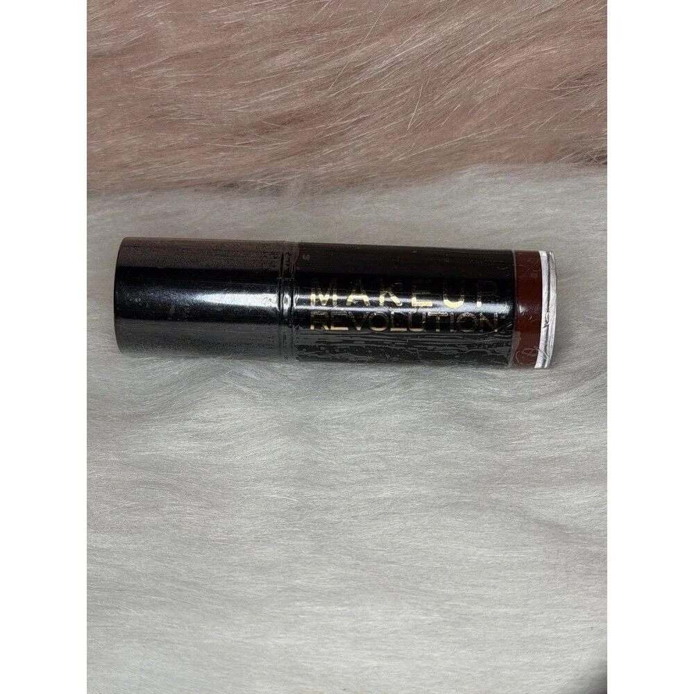 Revolution amazing lipstick