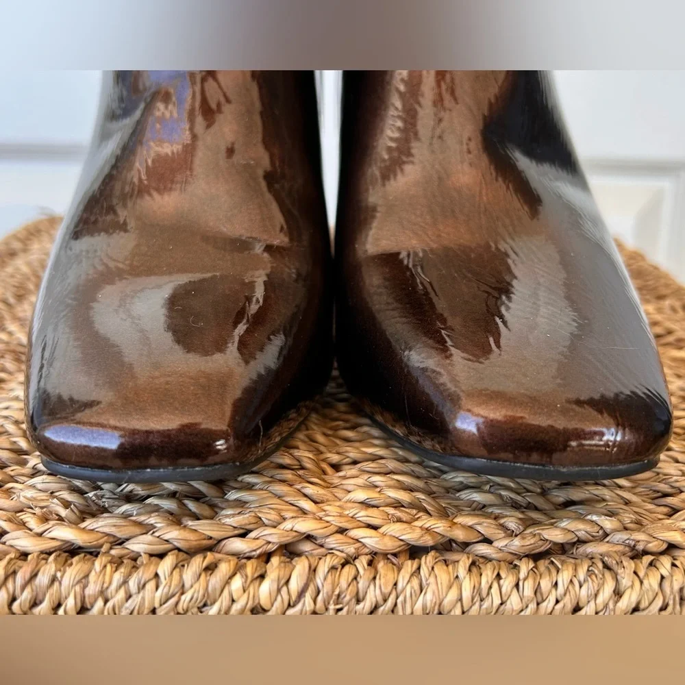 Est. 1946‎ Faux Textured Patent Leather Booties Size 8W