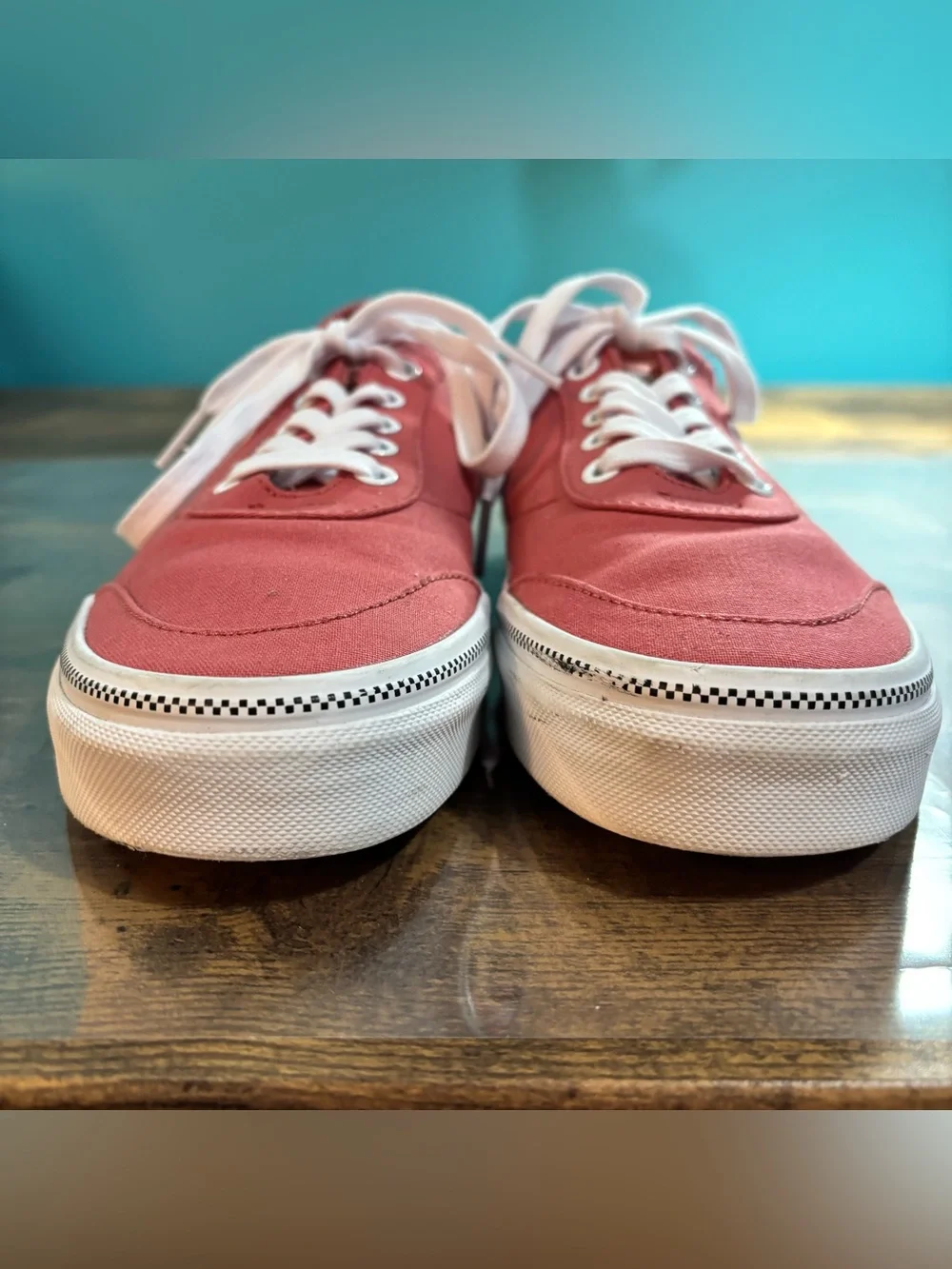 Vans Coral-Red Canvas Low-Top Sneakers with White Laces Sz 7 like NEW