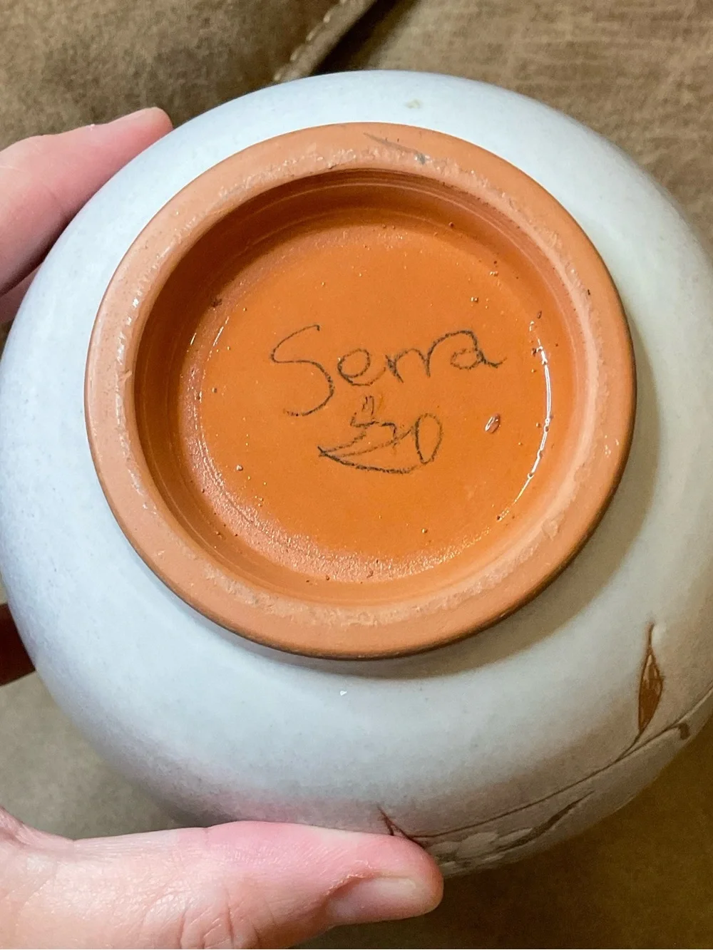 Serra Earthenware Bud Vase with White Flower Inlays