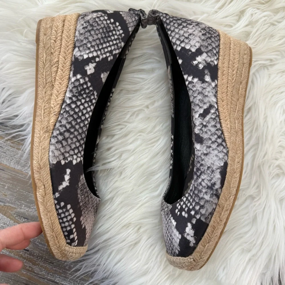 Tory Burch Heather Snake Satin Espadrille Wedges Black Gray Size 7