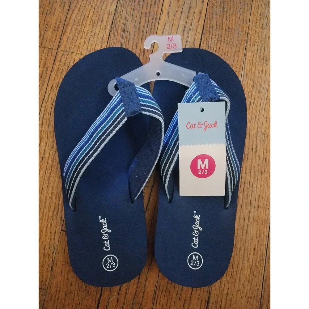 Cat & Jack Kids Navy Blue Striped Flip Flops Sandals Size M 2/3  NWT summer time