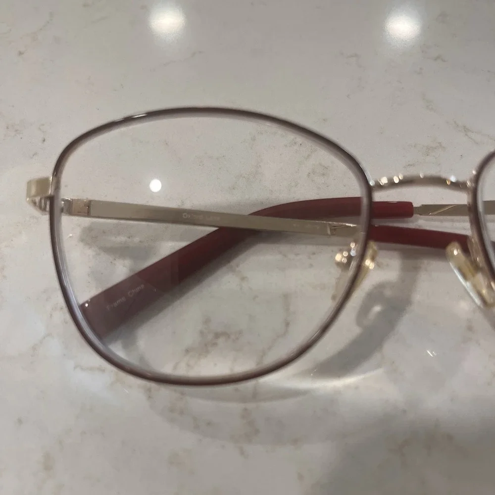 Oxford Lane burgundy oxford