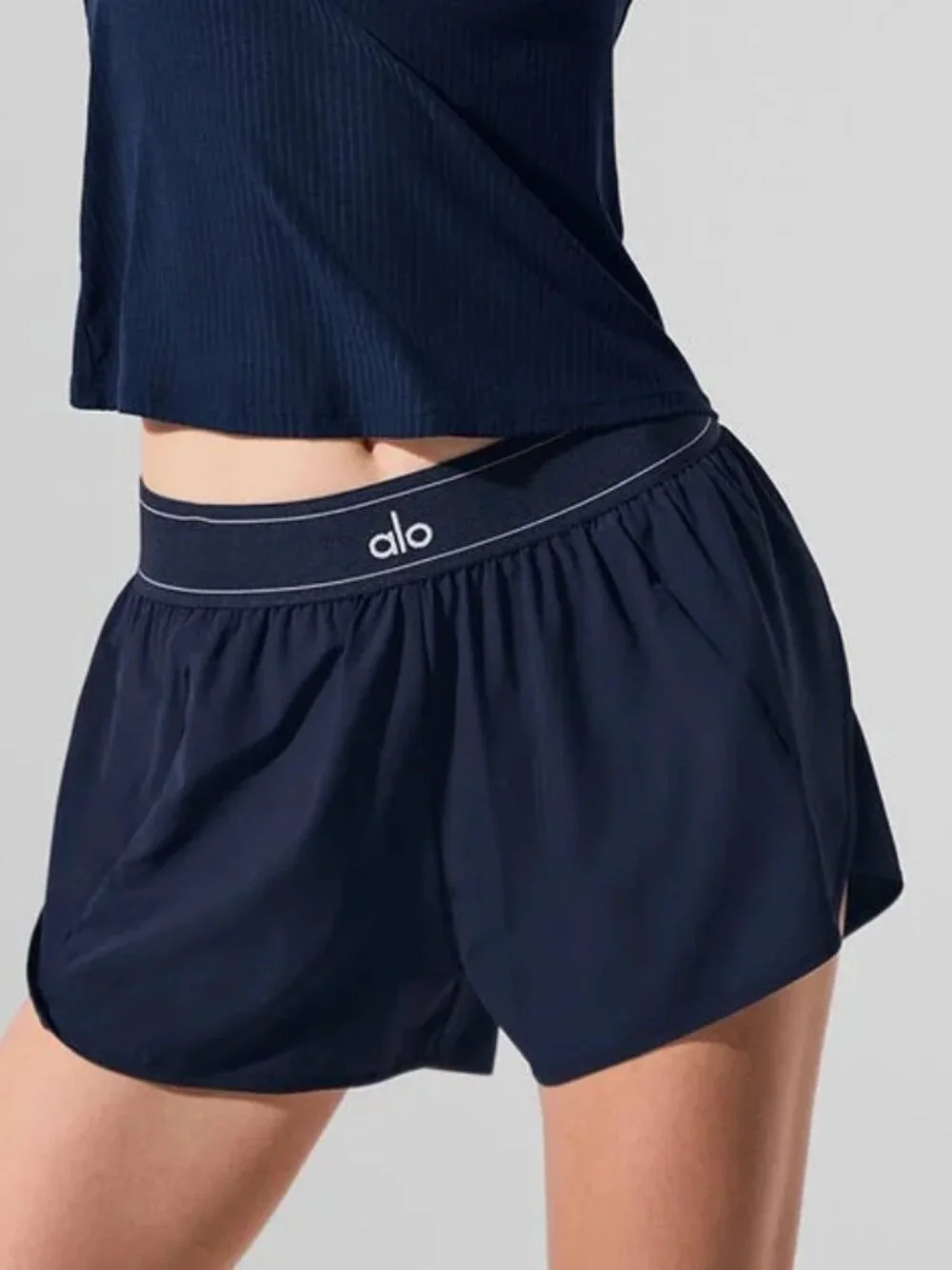 ALO Yoga lightweight alo