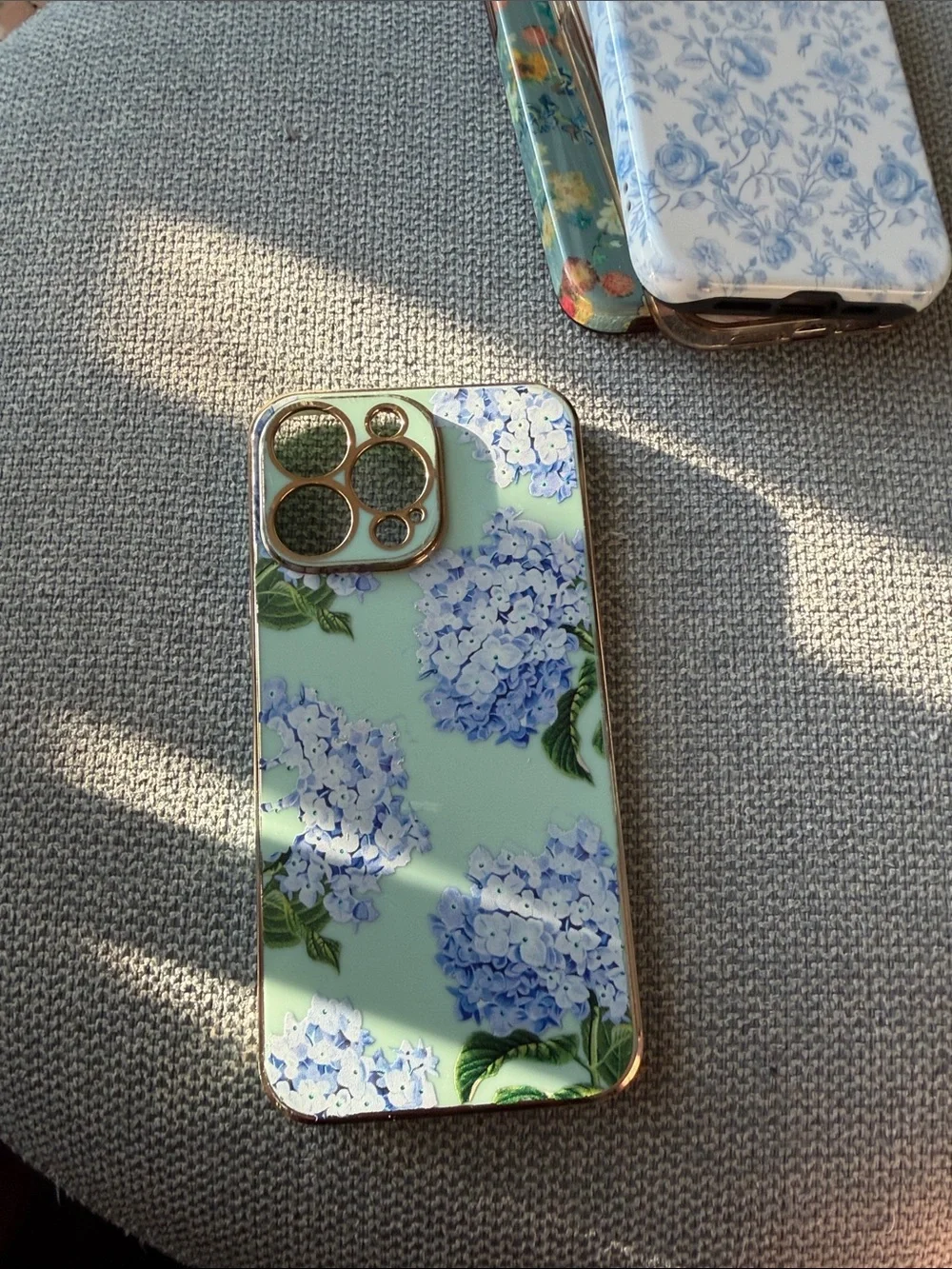iPhone 14 Pro Max Floral Hydrangea Protective Phone Case - Mint Floral Design
