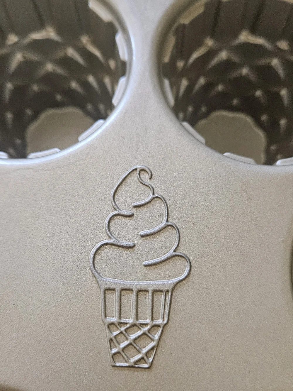 Nordic Ware baking interior suitable