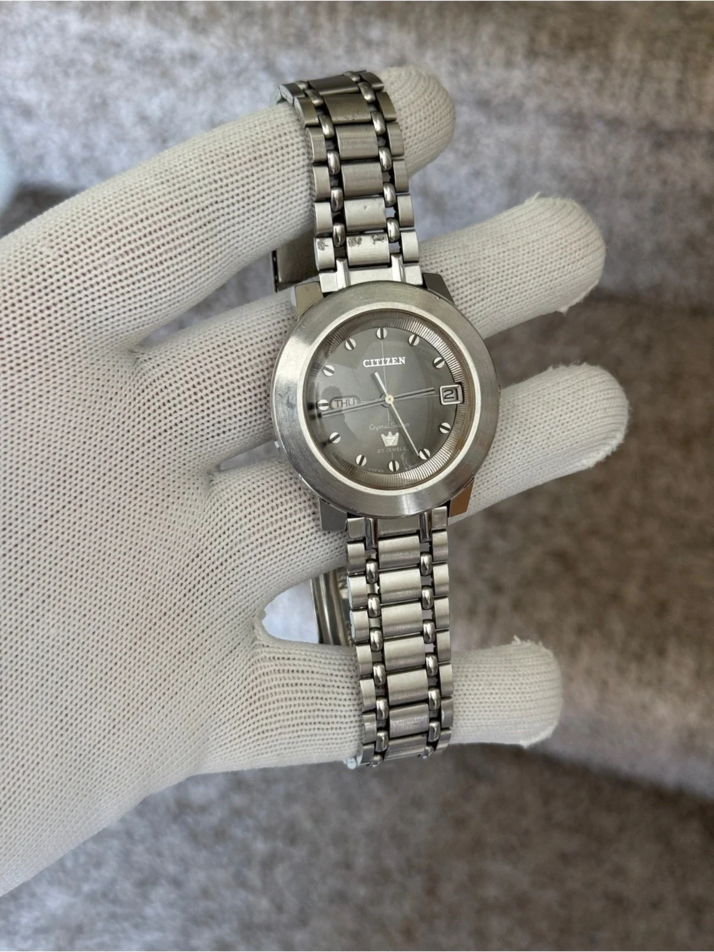 Citizen watch hour this