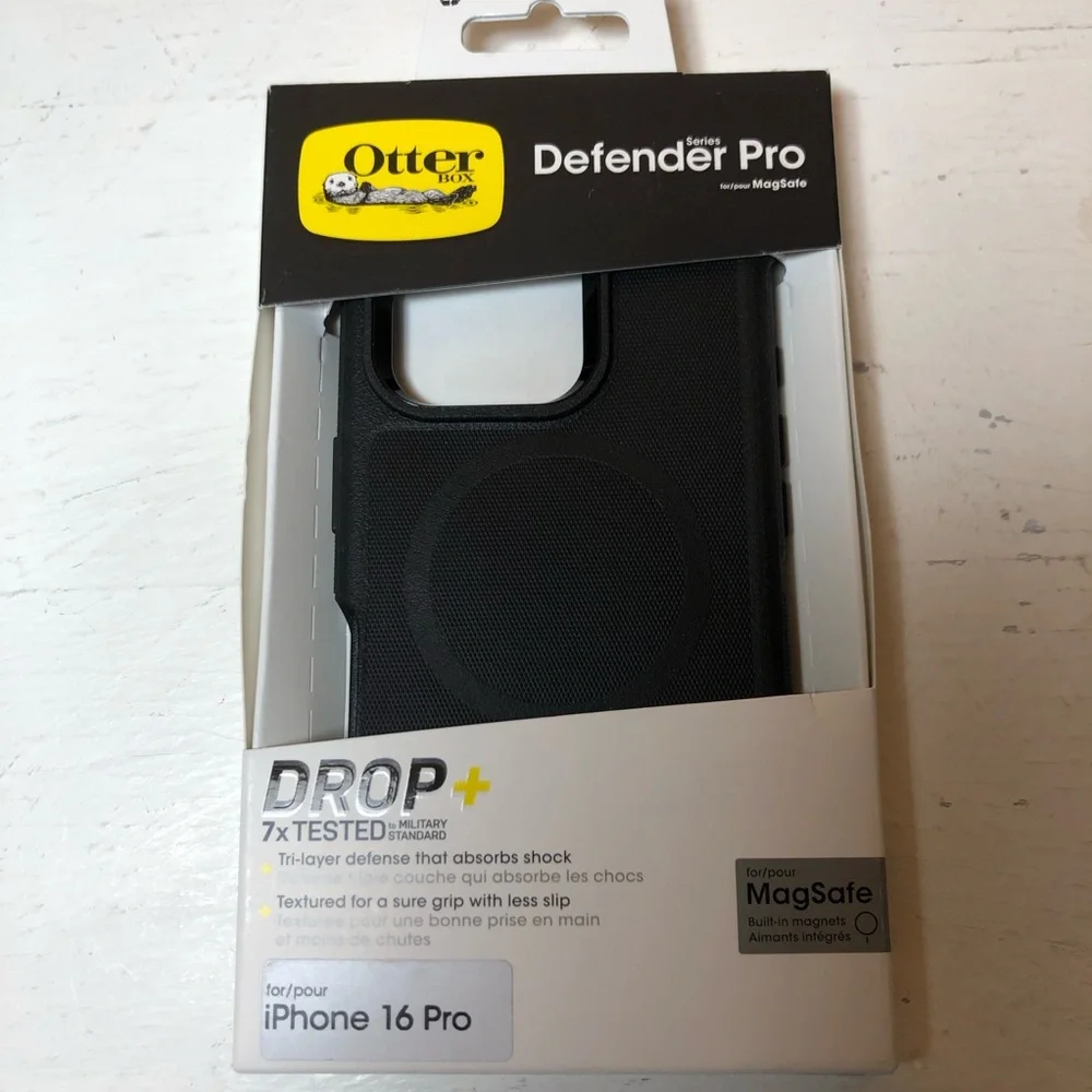 OtterBox Defender Pro Case for IPhone 16 Pro, New Open Box,pet/smoke free home