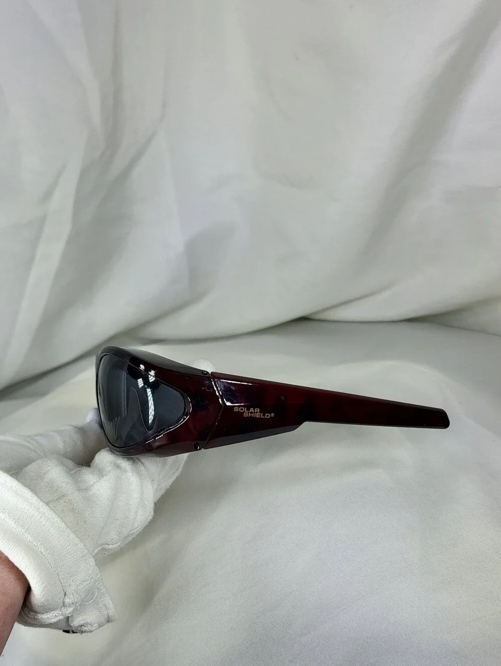 Solar Shield men’s wraparound