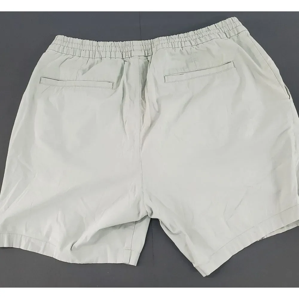 Everlane space adds