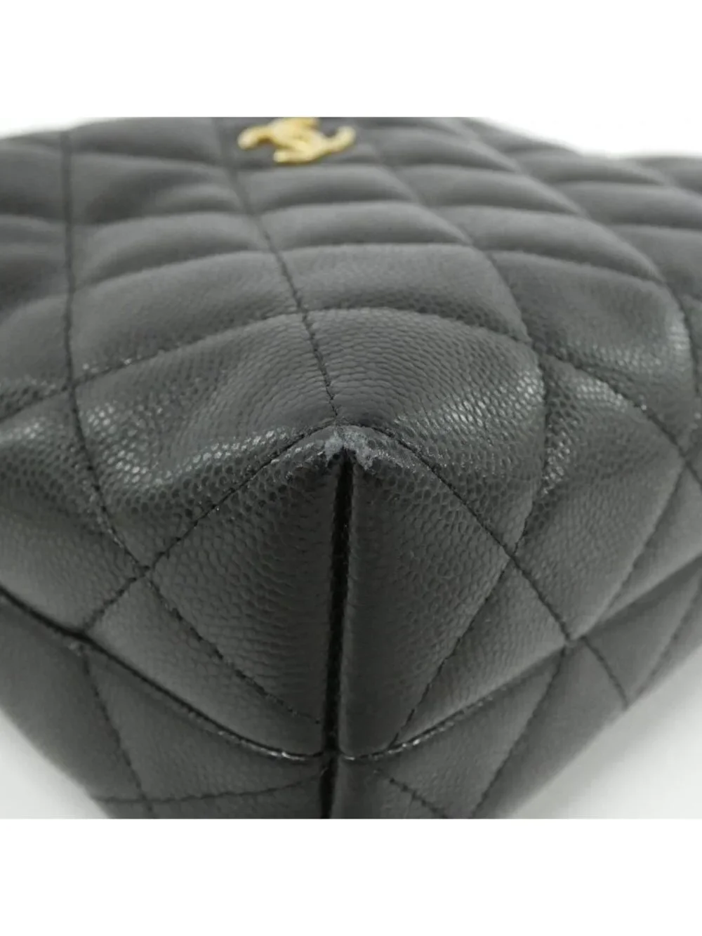 CHANEL xwidth carefully stored
