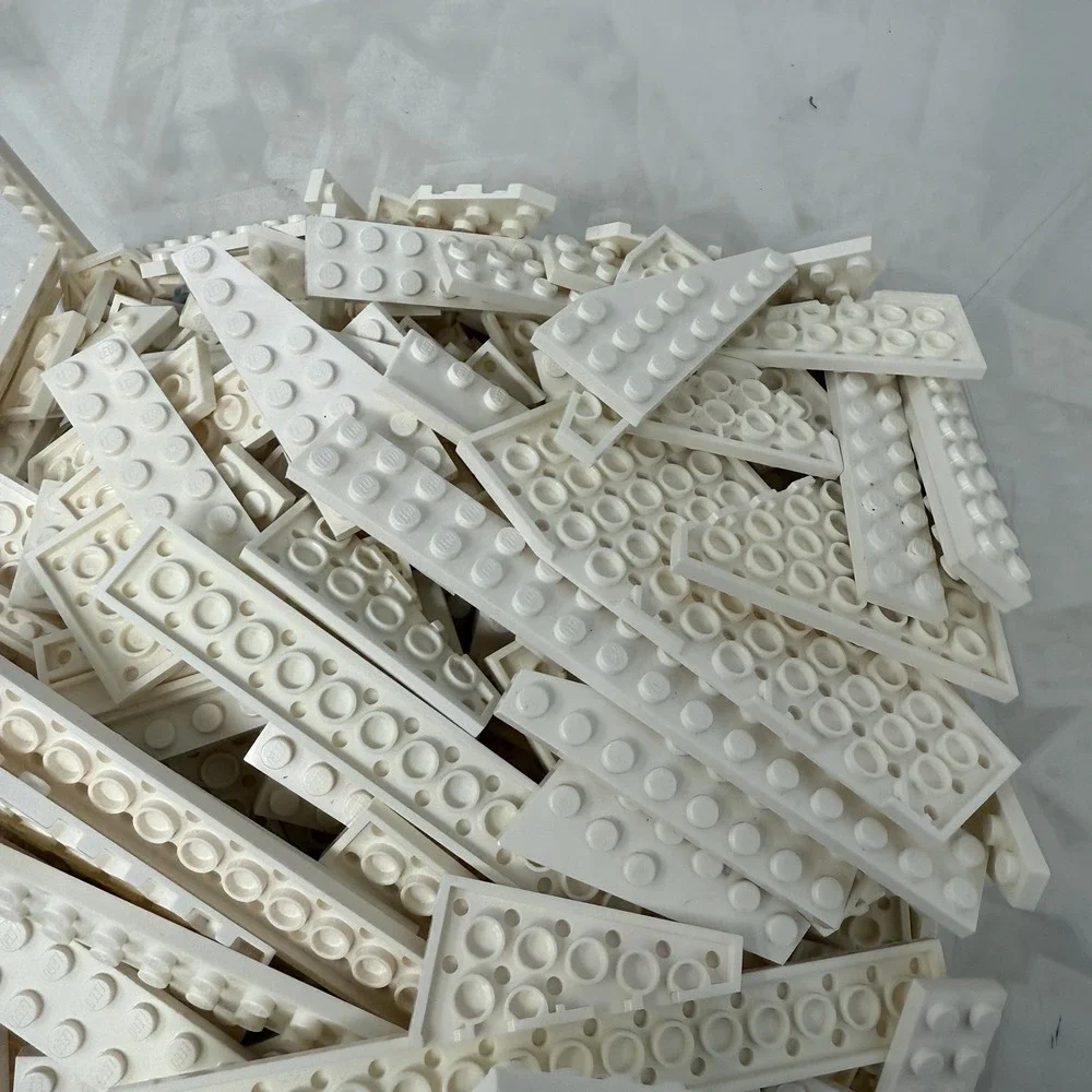 Lego sorted white