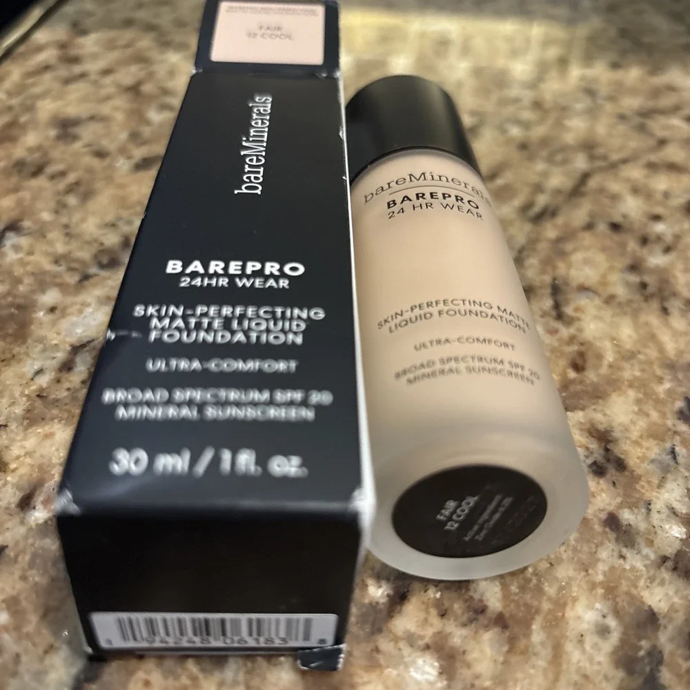 Baremineral skin perfecting matte liquid‎ foundation fair 12 Cool 1oz/30ml NWB