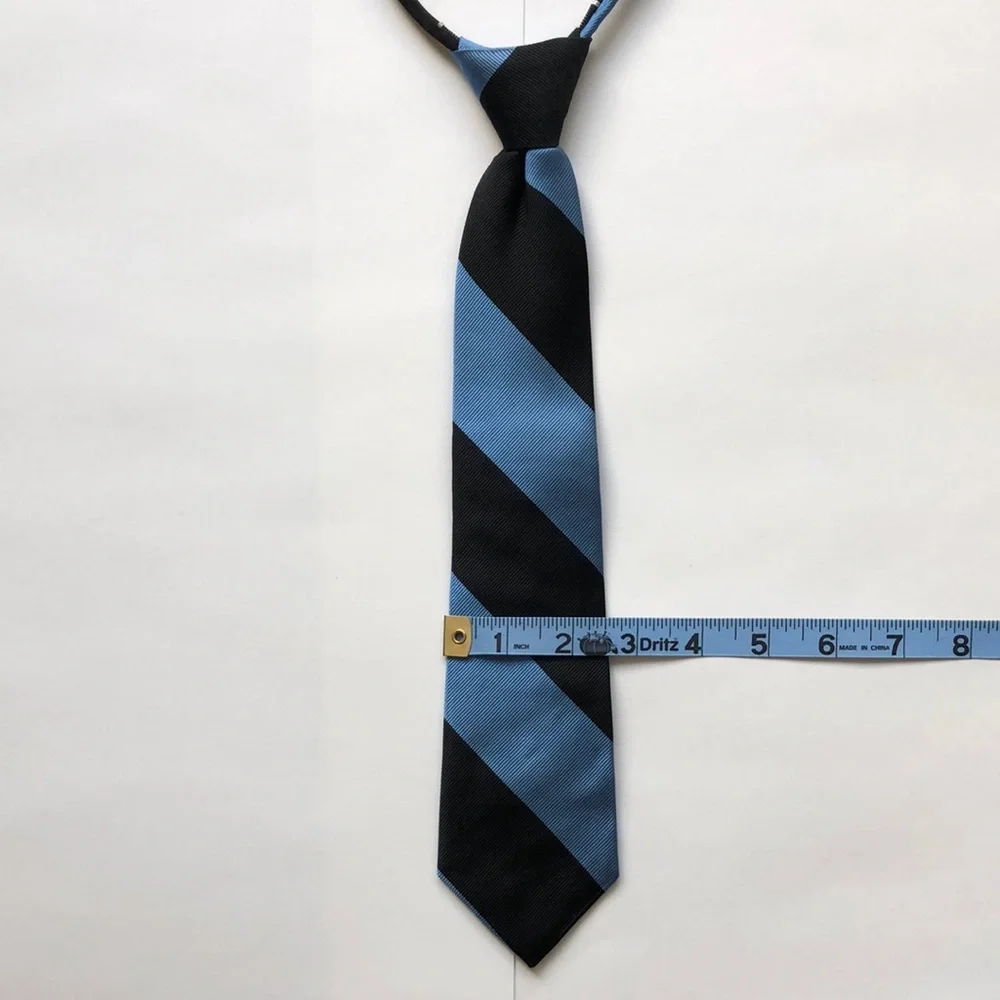 Club Room Boys Striped Pre-Tied Zipper Tie