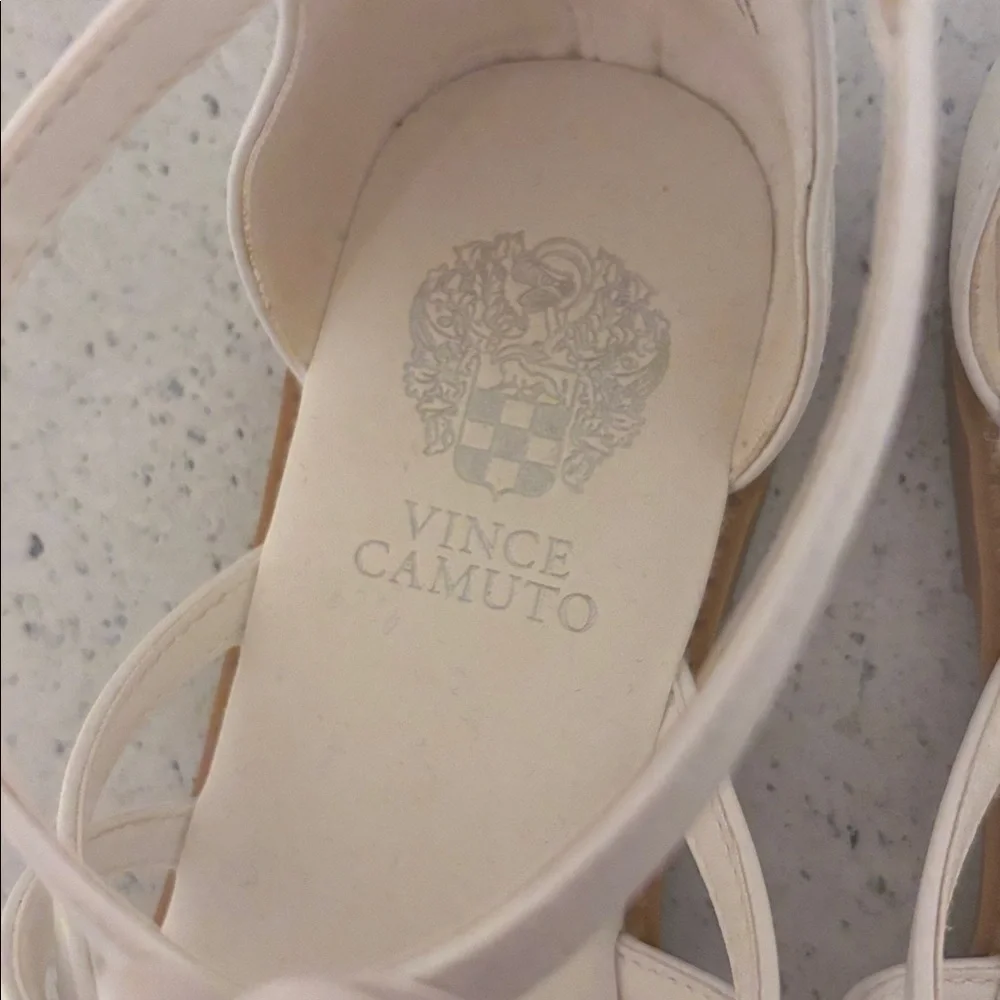 Vince Camuto get your