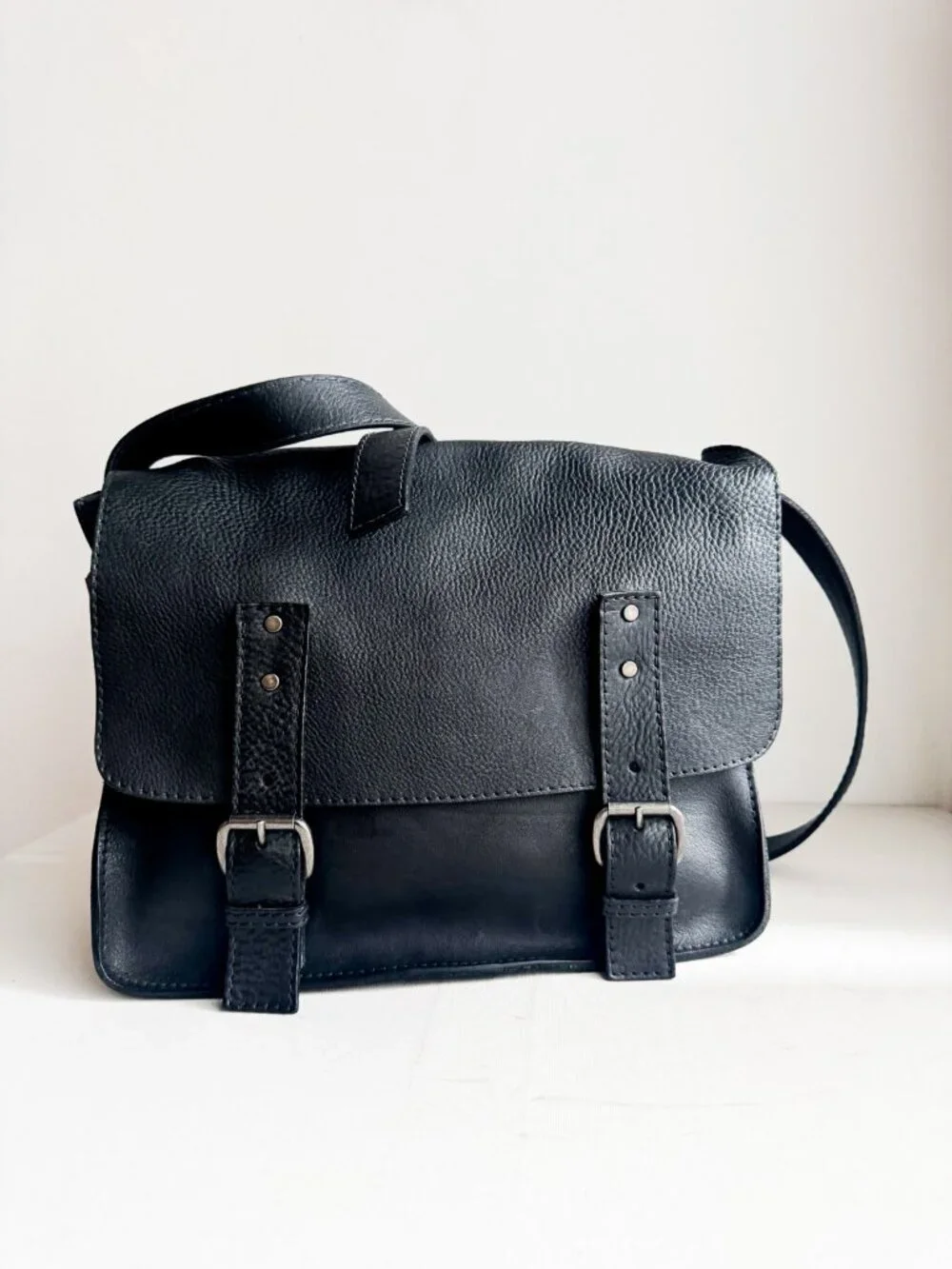 Floyd Black Leather Messenger Bag