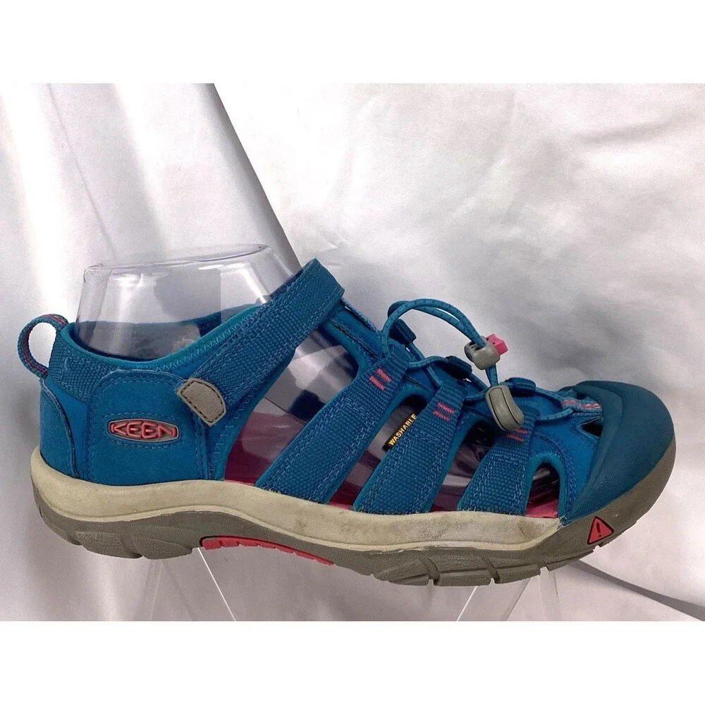 Keen men size